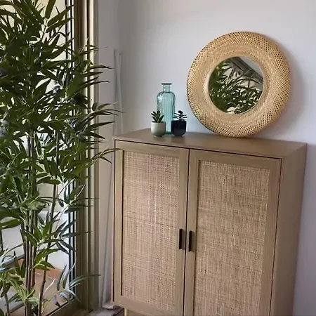 Studio Climatise En Bord De Апартаменты